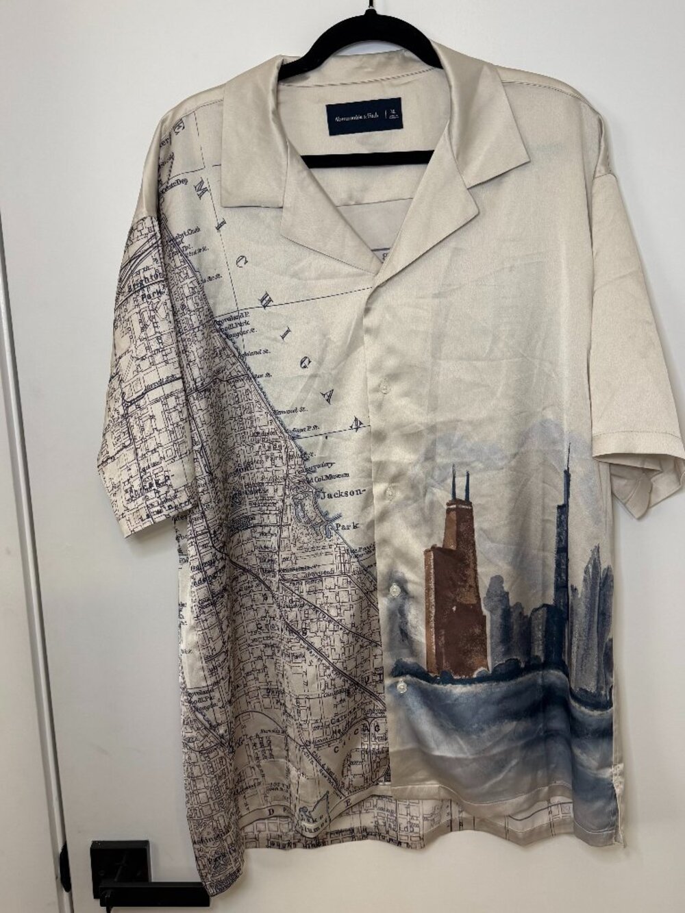 A&F Chicago Retro Map/Painting Limited Edition Short Sleeve Button Down Shirt